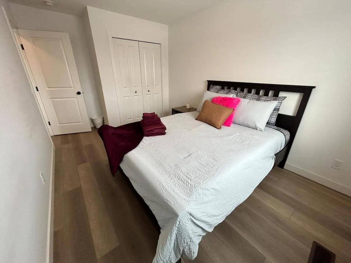 Сasa de vacaciones Seton Villas 5Bed Hse Including Basement & Kingbed YYC