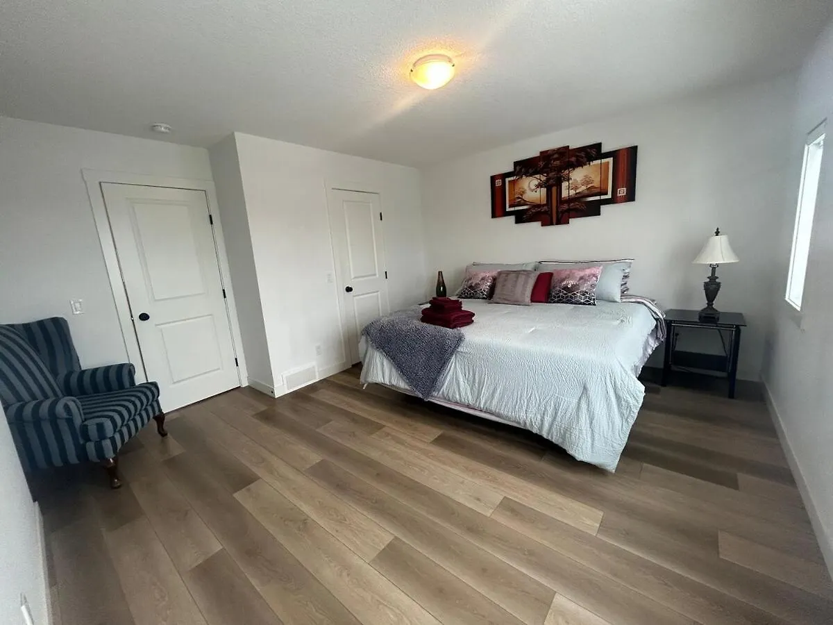 Сasa de vacaciones Seton Villas 5Bed Hse Including Basement & Kingbed YYC Canadá